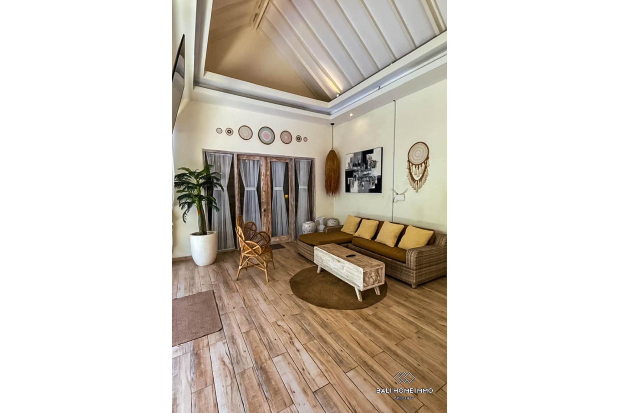 COZY 3 BEDROOMS VILLA FOR MONTHLY RENTAL IN BALI - BALANGAN — image 3