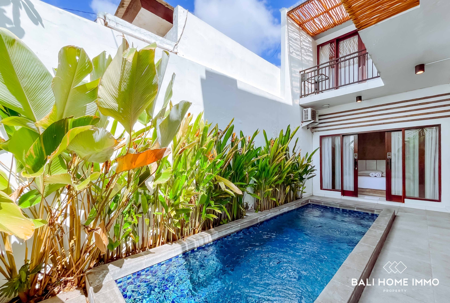 COZY 3 BEDROOMS VILLA FOR YEARLY AND MONTHLY RENTAL IN BALI - JIMBARAN — image 1