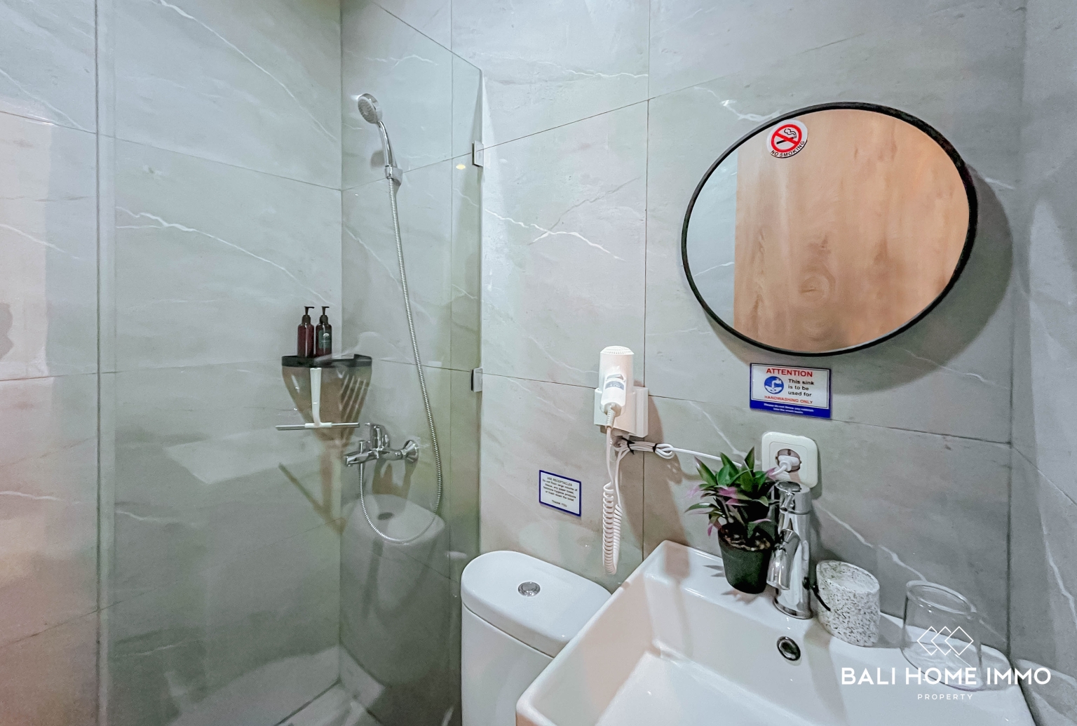 COZY 3 BEDROOMS VILLA FOR YEARLY AND MONTHLY RENTAL IN BALI - PANDAWA — image 13