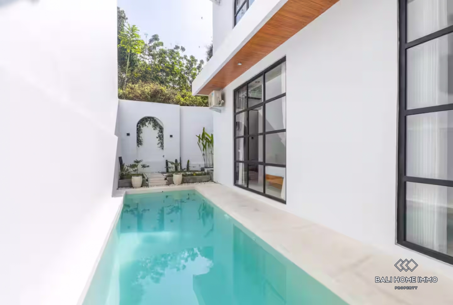 COZY 3 BEDROOMS VILLA FOR YEARLY & MONTHLY RENTAL IN BALI - UNGASAN