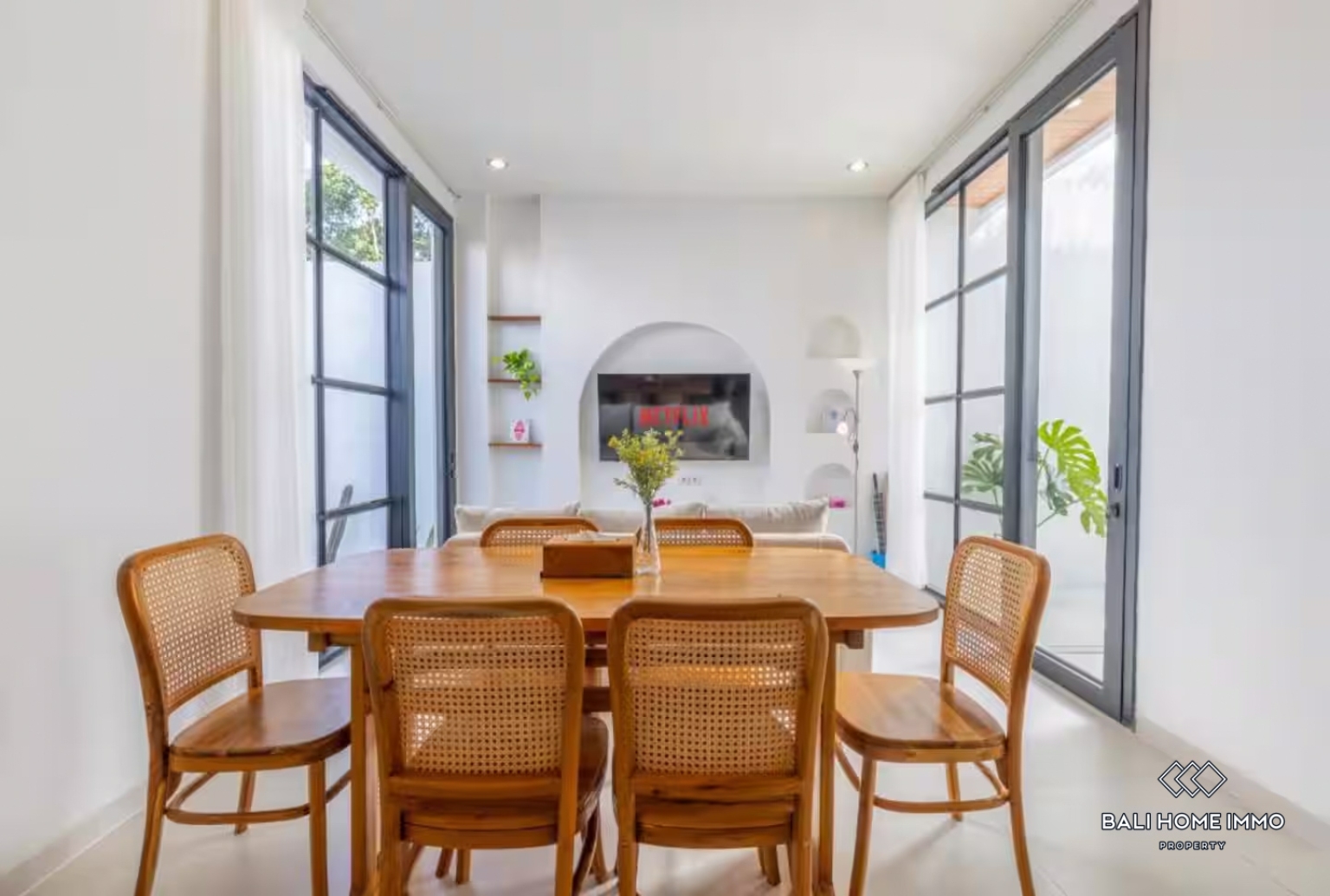 COZY 3 BEDROOMS VILLA FOR YEARLY & MONTHLY RENTAL IN BALI - UNGASAN — image 5
