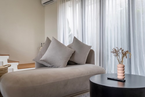 Luxurious 2BR Villa in Berawa | Swimming Pool, Near the Beach - Canggu, Bali — image 12