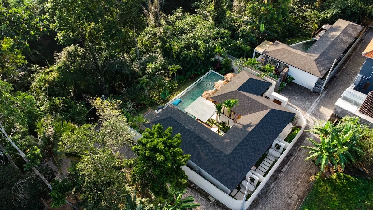 3 BR Jungle Tropical-Modern Villa Ubud — 3BR Villa Rental in Ubud — image 13