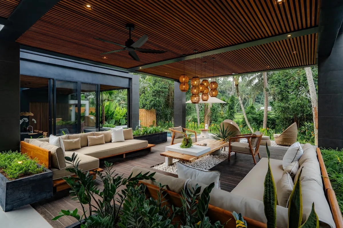 5 BR Rice-Field Infinity-Pool Villa Ubud — 5BR Villa Rental in Ubud — image 2