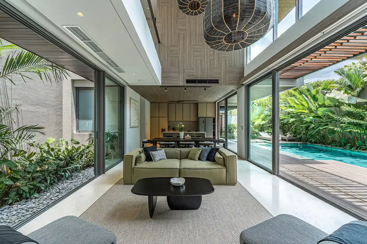 8 BR Tropical-Modern Group Estate Canggu — 8BR Estate Rental in Canggu — image 16