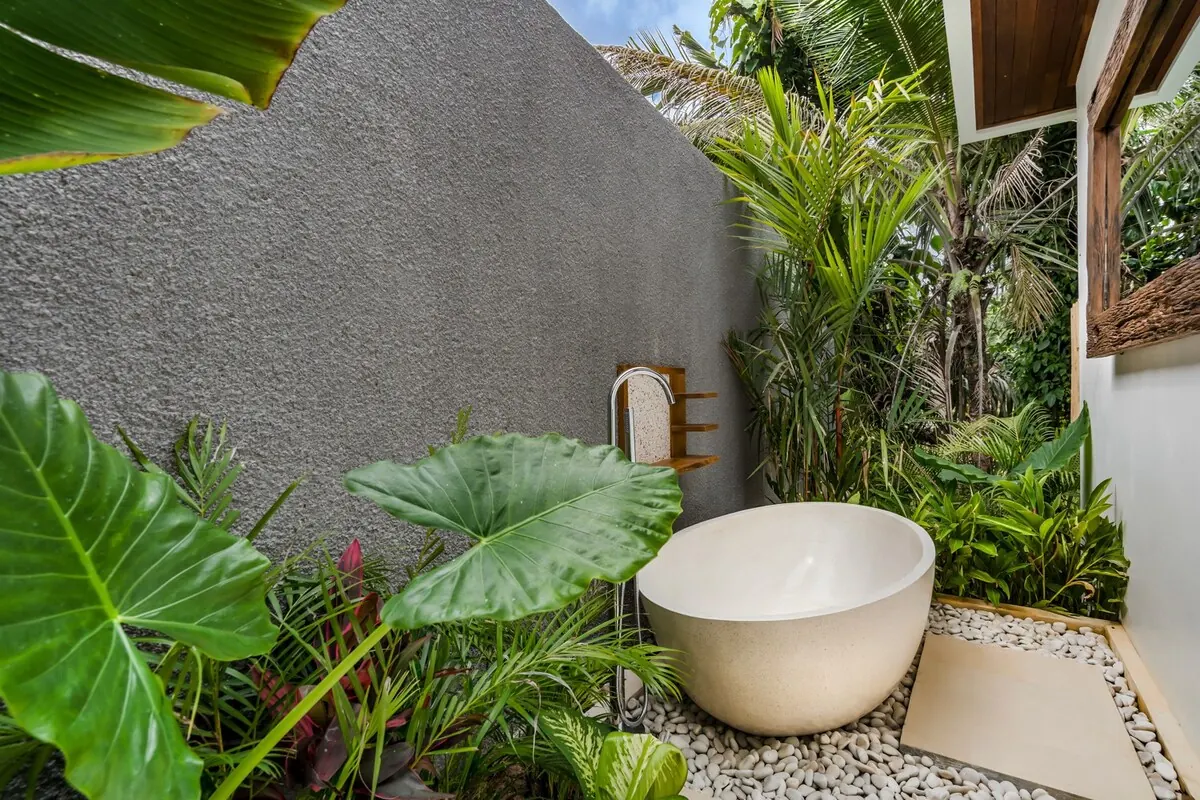 4 BR Designer Infinity-Pool Retreat Ubud — 4BR Villa Rental in Ubud — image 3