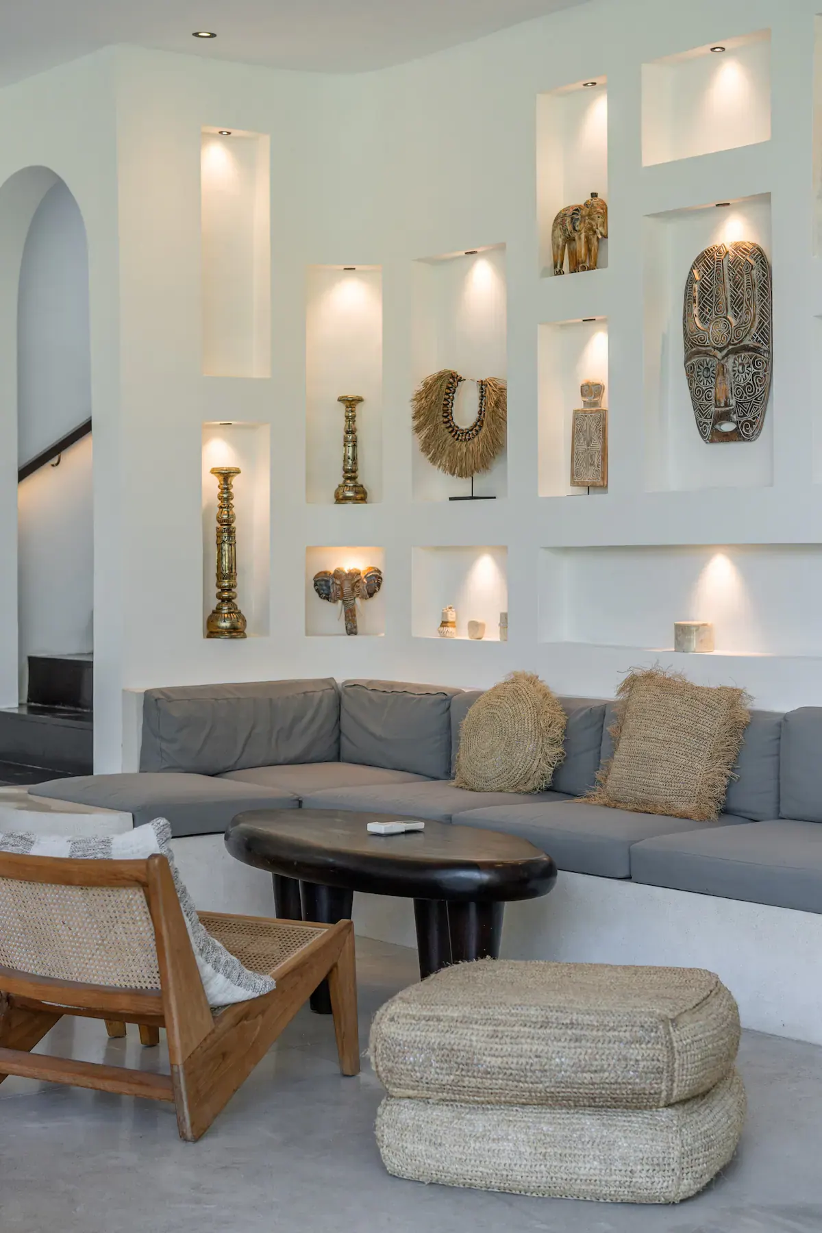 4 BR Contemporary Pool Retreat Canggu — 4BR Villa Rental in Pererenan — image 9