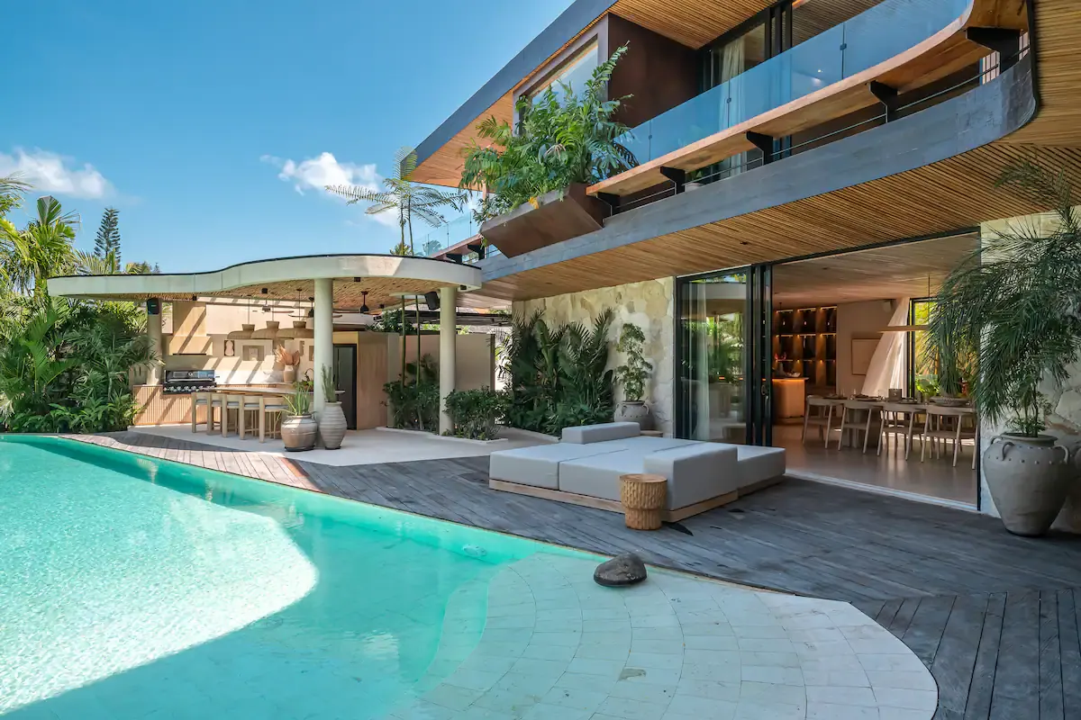 5 BR Tropical-Modern Cinema Villa Seminyak — 5BR Villa Rental in Umalas — image 16