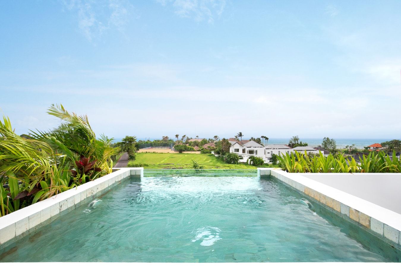 Canggu 3BR Oceanview Villa, Private Pool & Rooftop in Pererenan, Bali — image 3