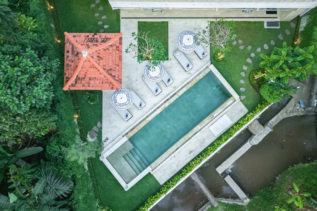 3 BR Rice-Field Pool Retreat Ubud — 3BR Villa Rental in Ubud — image 9