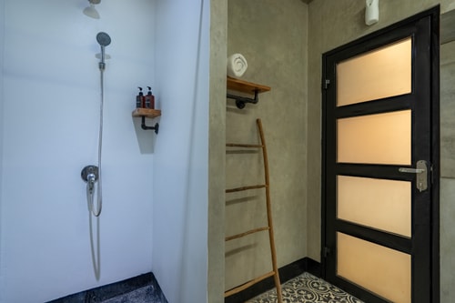 Seminyak Suite 1BR - Swimming Pool, Near Beach, Shops & Cafes - Seminyak, Bali — image 18