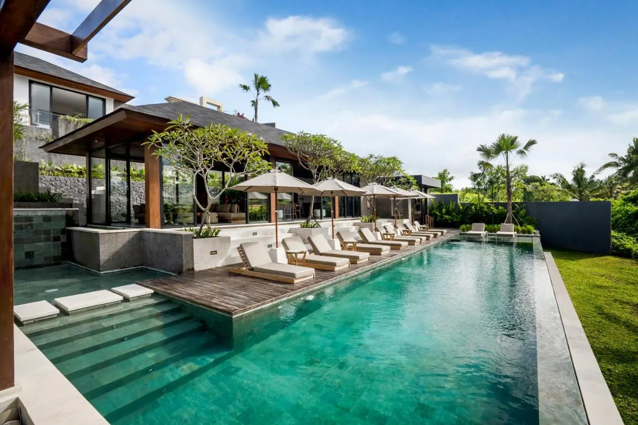 6 BR Rice-Field Wellness Retreat Ubud — 6BR Villa Rental in Ubud — image 6