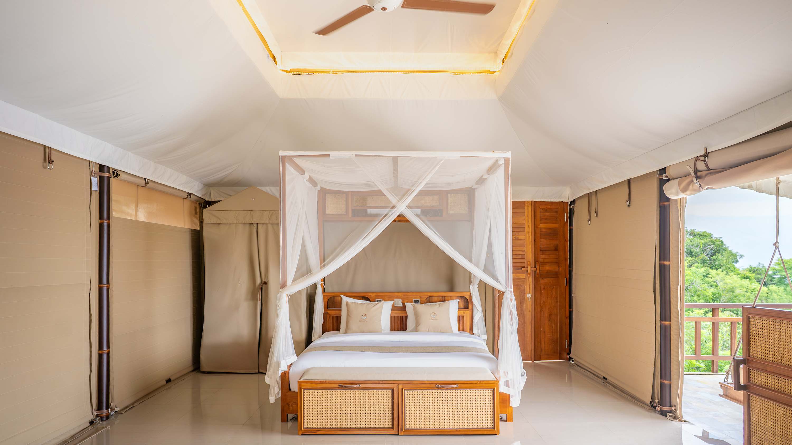 Villa The Sunset Tent in Nusa Penida — image 4
