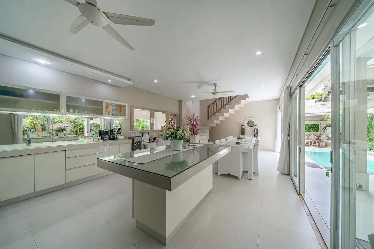 5 BR Walk-to-Beach Family Villa Canggu — 5BR Villa Rental in Canggu — image 2