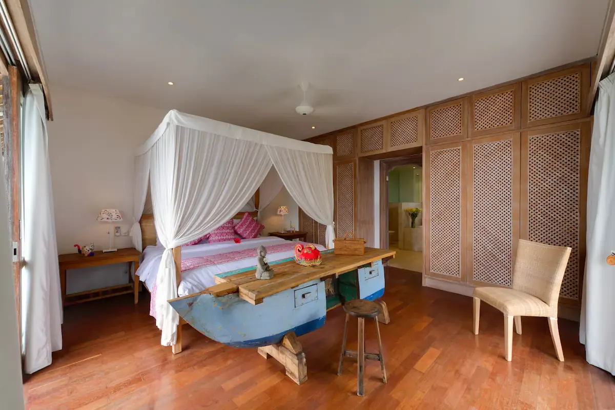 Siri Mendira - Villa Angsoka — 6BR Villa Rental in Candidasa — image 14