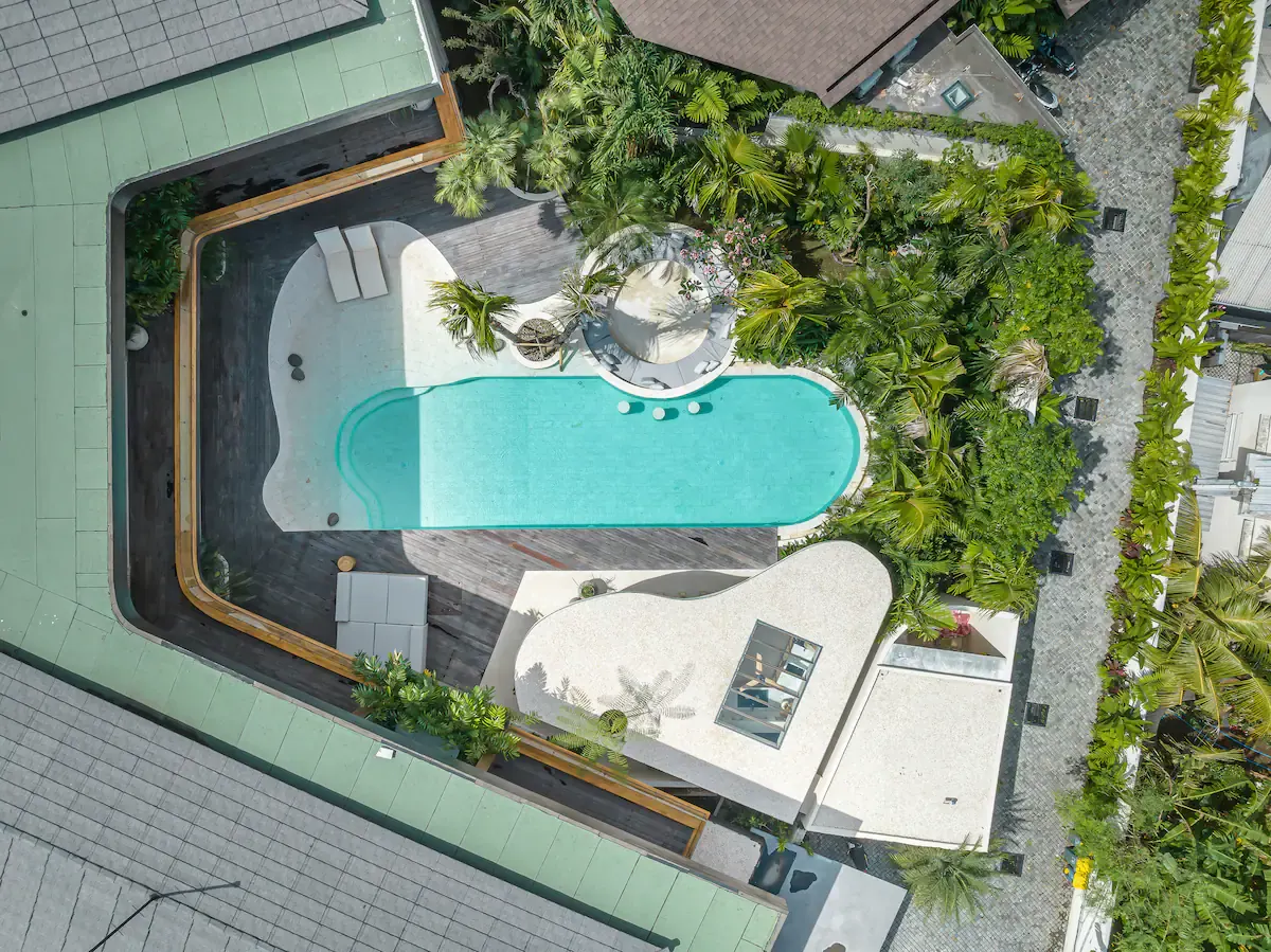 5 BR Tropical-Modern Cinema Villa Seminyak — 5BR Villa Rental in Umalas — image 5