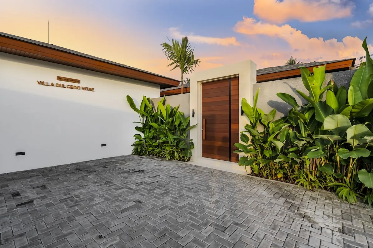 5 BR Designer Courtyard Retreat Ubud — 5BR Villa Rental in Ubud — image 6