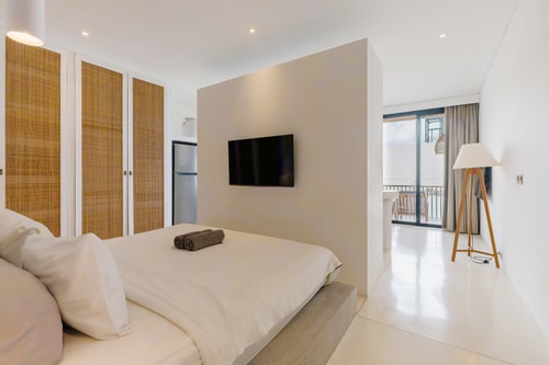Sore 17 - 1 Bedroom Apartment with Pool, Pererenan in Canggu, Bali — image 6