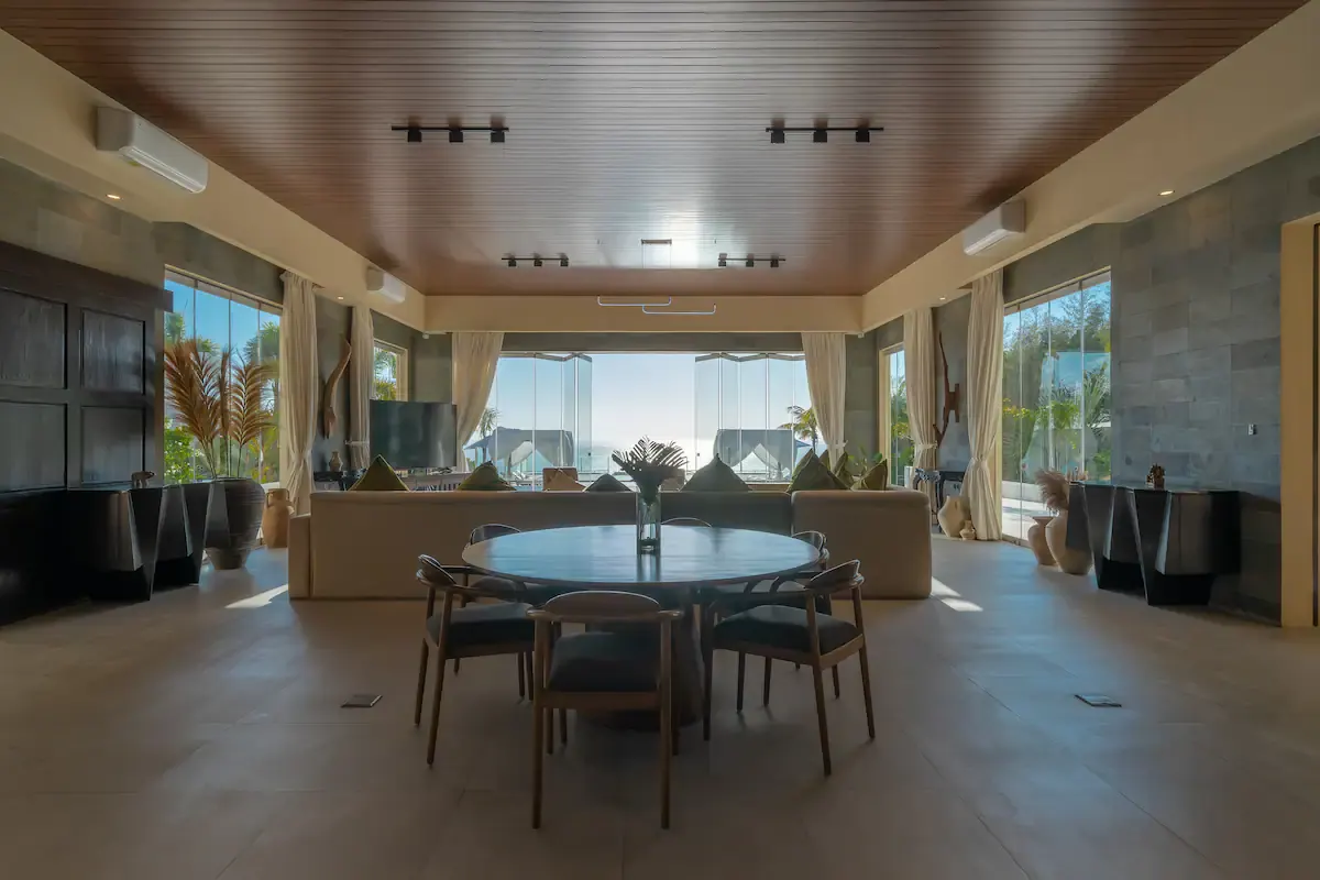 8 BR Infinity-Pool Cinema Estate Uluwatu — 8BR Estate Rental in Uluwatu — image 14