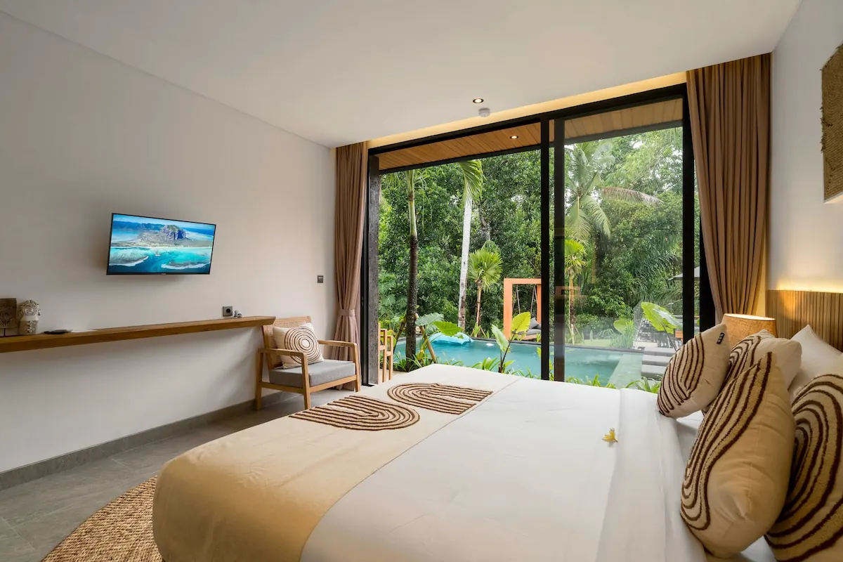 6 BR Tropical-Modern Jungle Retreat Ubud — 6BR Villa Rental in Ubud — image 14