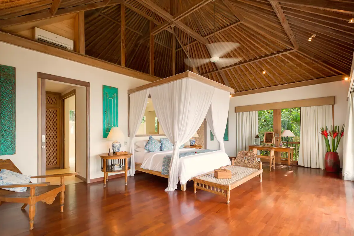 Siri Mendira - Villa Angsoka — 6BR Villa Rental in Candidasa — image 15