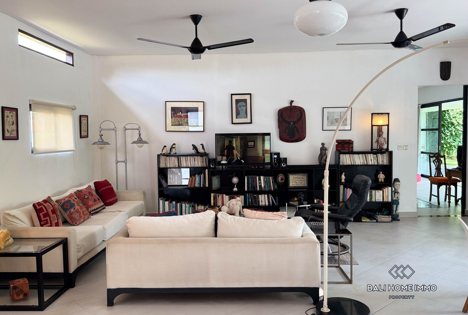 Elegant 2-Bedroom Villa with Massive Tropical Garden for rental in Ubud — image 1