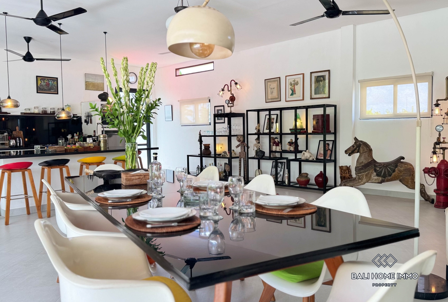 Elegant 2-Bedroom Villa with Massive Tropical Garden for rental in Ubud — image 9