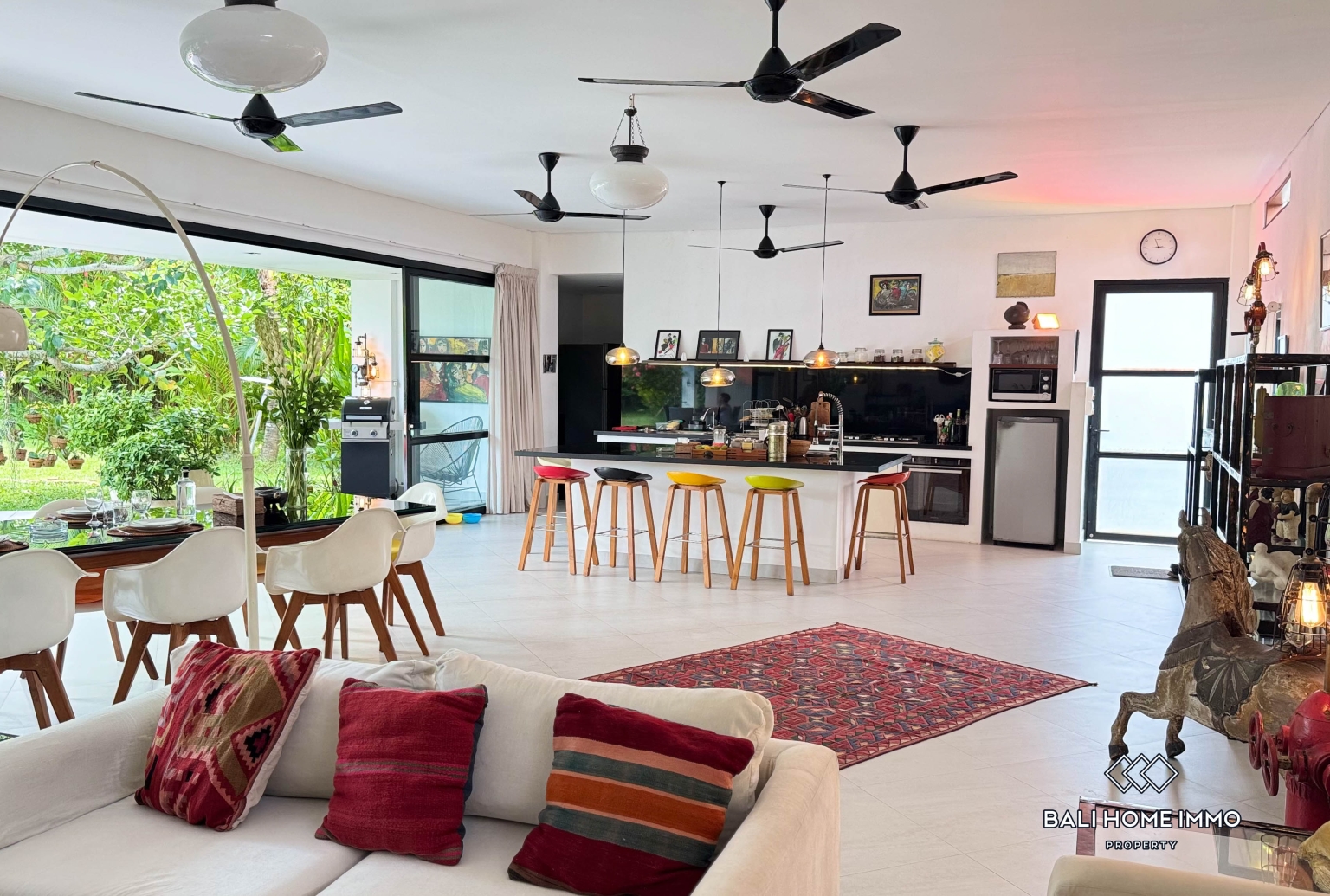 Elegant 2-Bedroom Villa with Massive Tropical Garden for rental in Ubud — image 4