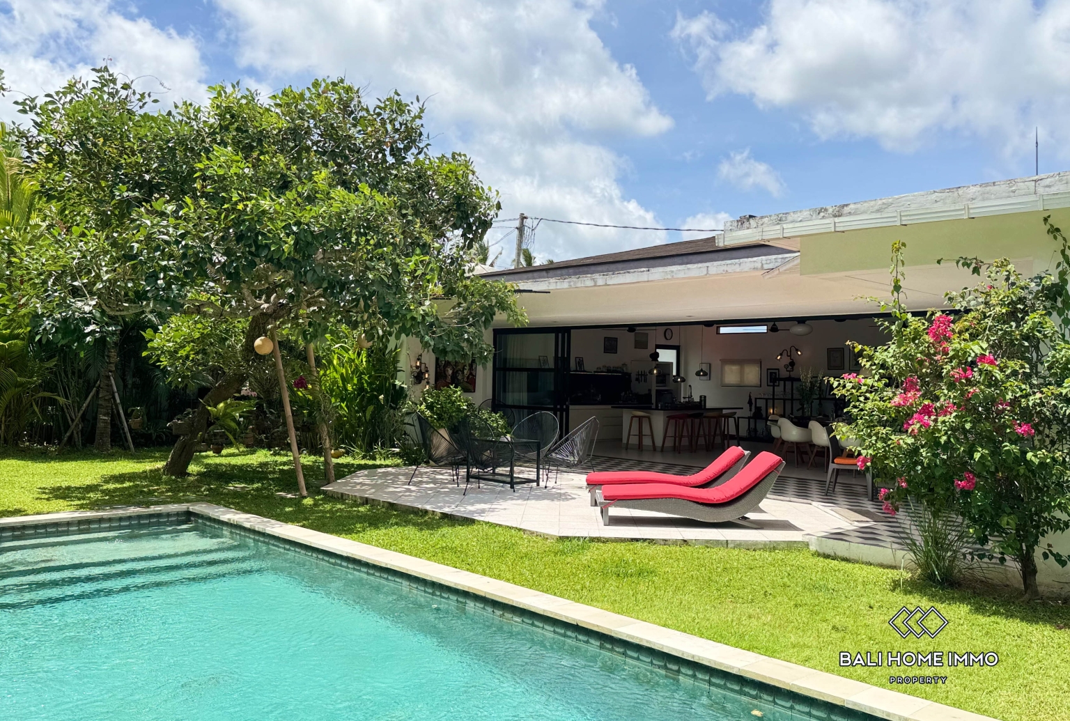 Elegant 2-Bedroom Villa with Massive Tropical Garden for rental in Ubud — image 19