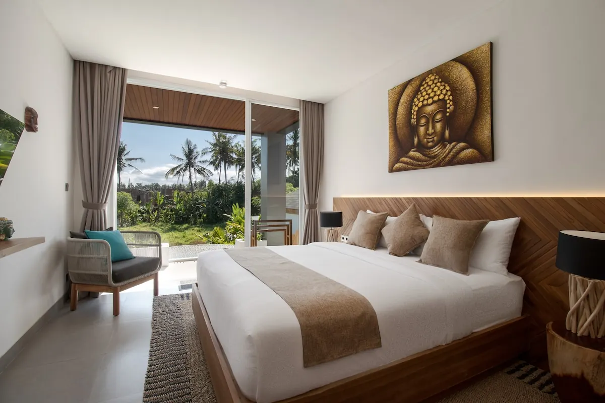6 BR Modern Pool Retreat Ubud — 6BR Villa Rental in Ubud — image 2