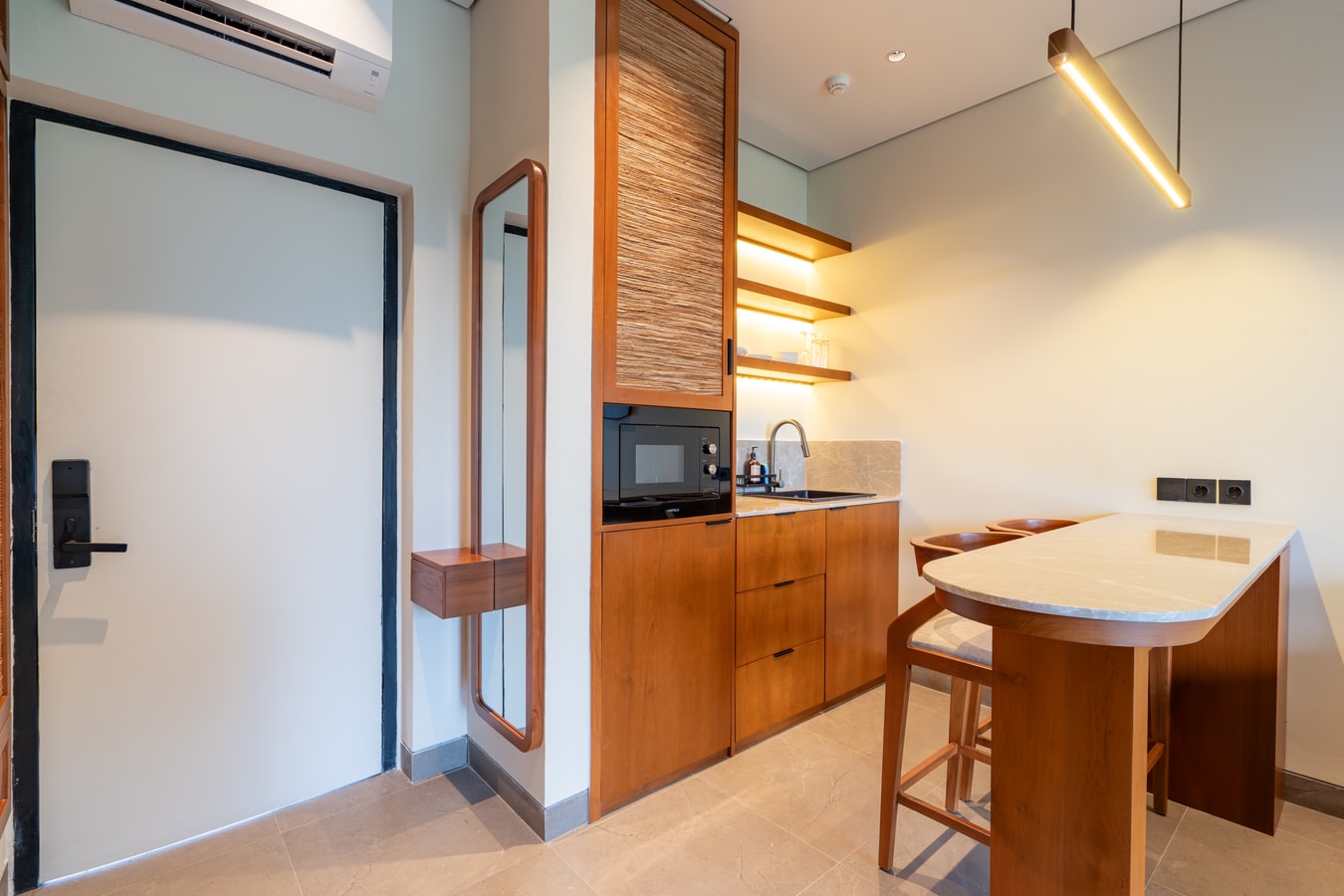 Novo 3.4 - Studio with Jungle View Balcony, Ubud in Ubud, Bali — image 11