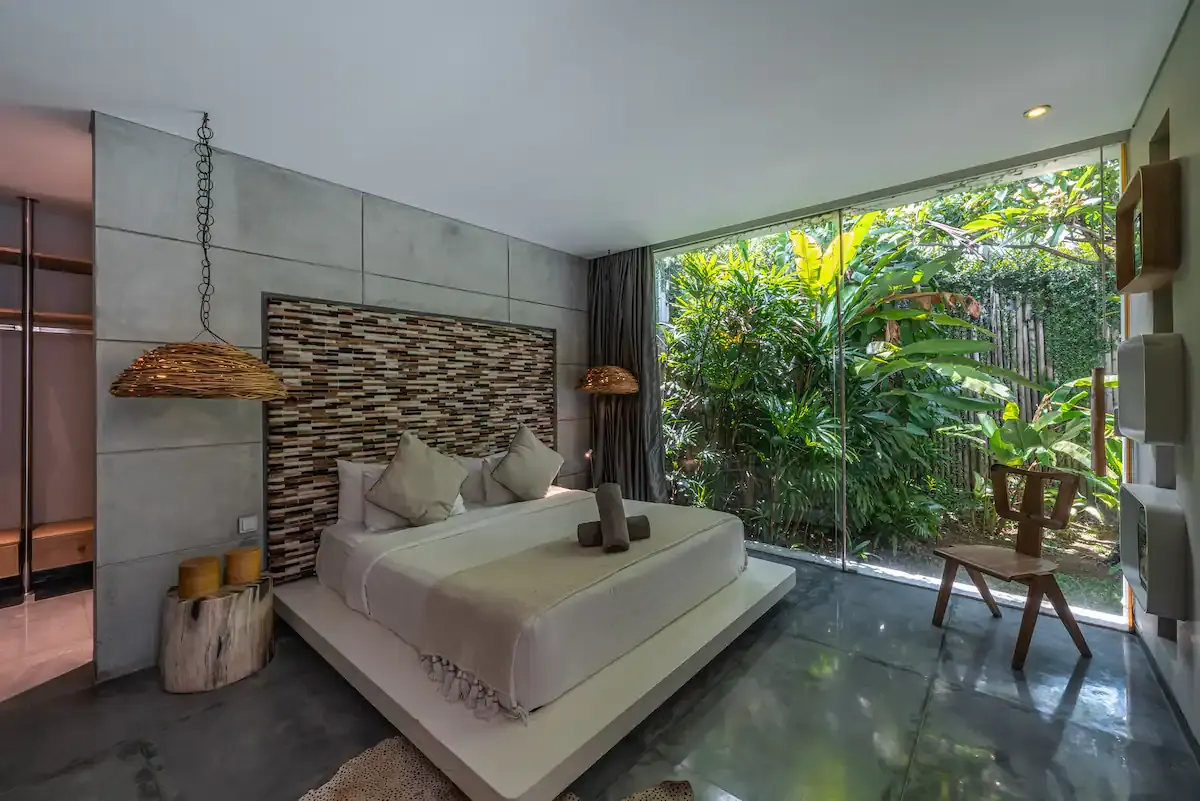 4 BR Open-Air Family Villa Canggu — 4BR Villa Rental in Canggu — image 2