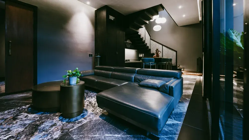 8 BR Tropical-Modern Pool Estate Canggu — 8BR Estate Rental in Canggu — image 7