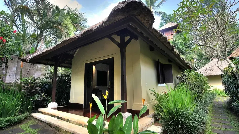 4 BR Balinese Tropical Garden Villa Ubud — 4BR Villa Rental in Ubud — image 10