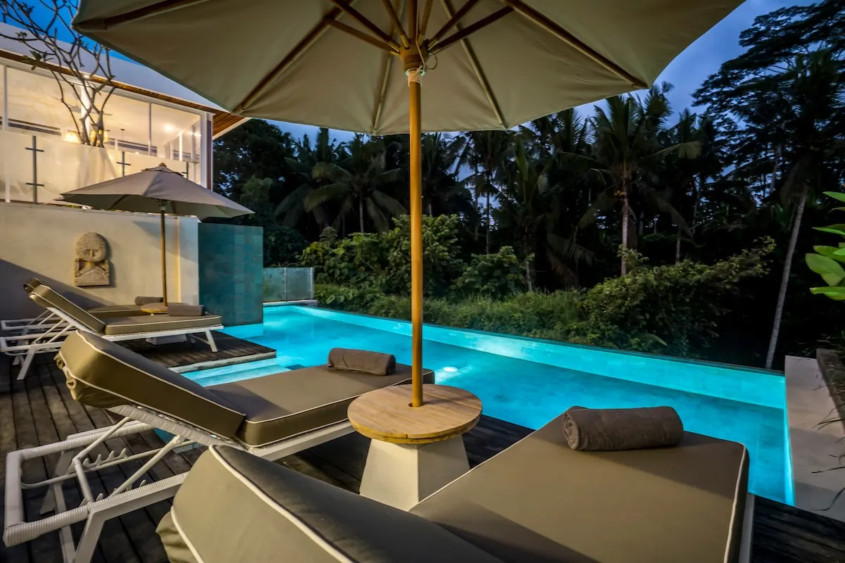 9 BR Jungle-View Infinity-Pool Estate Ubud — 9BR Estate Rental in Ubud — image 6