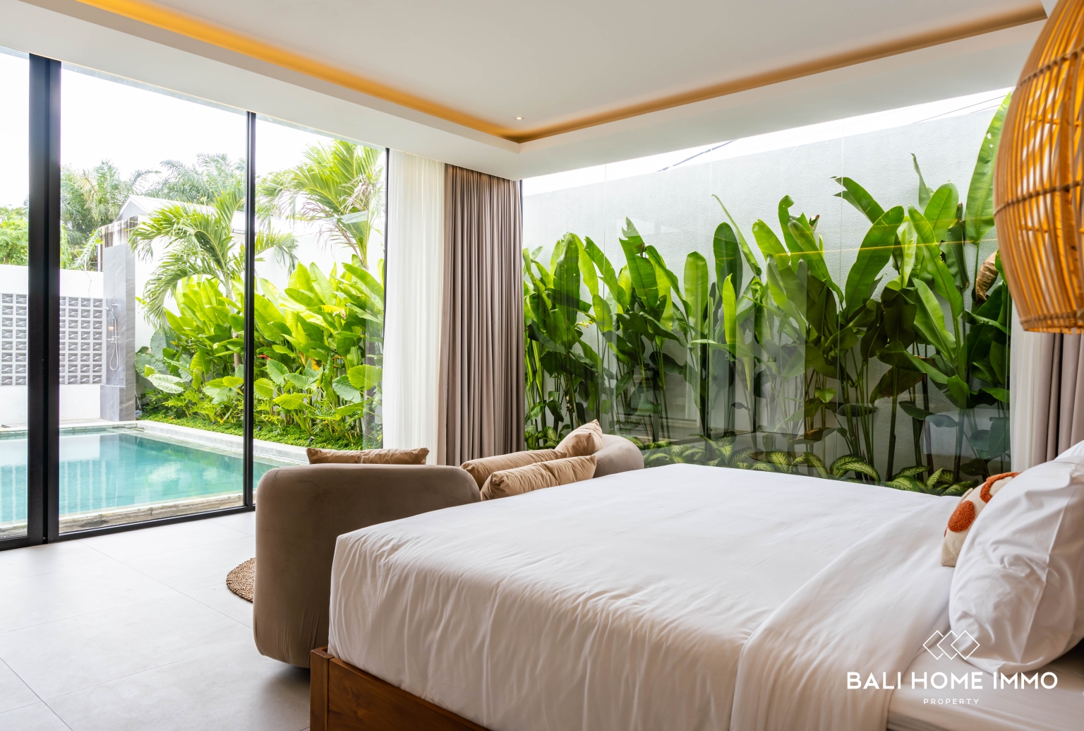 Family style 4 Bedroom Villa for rent in Umalas — image 17