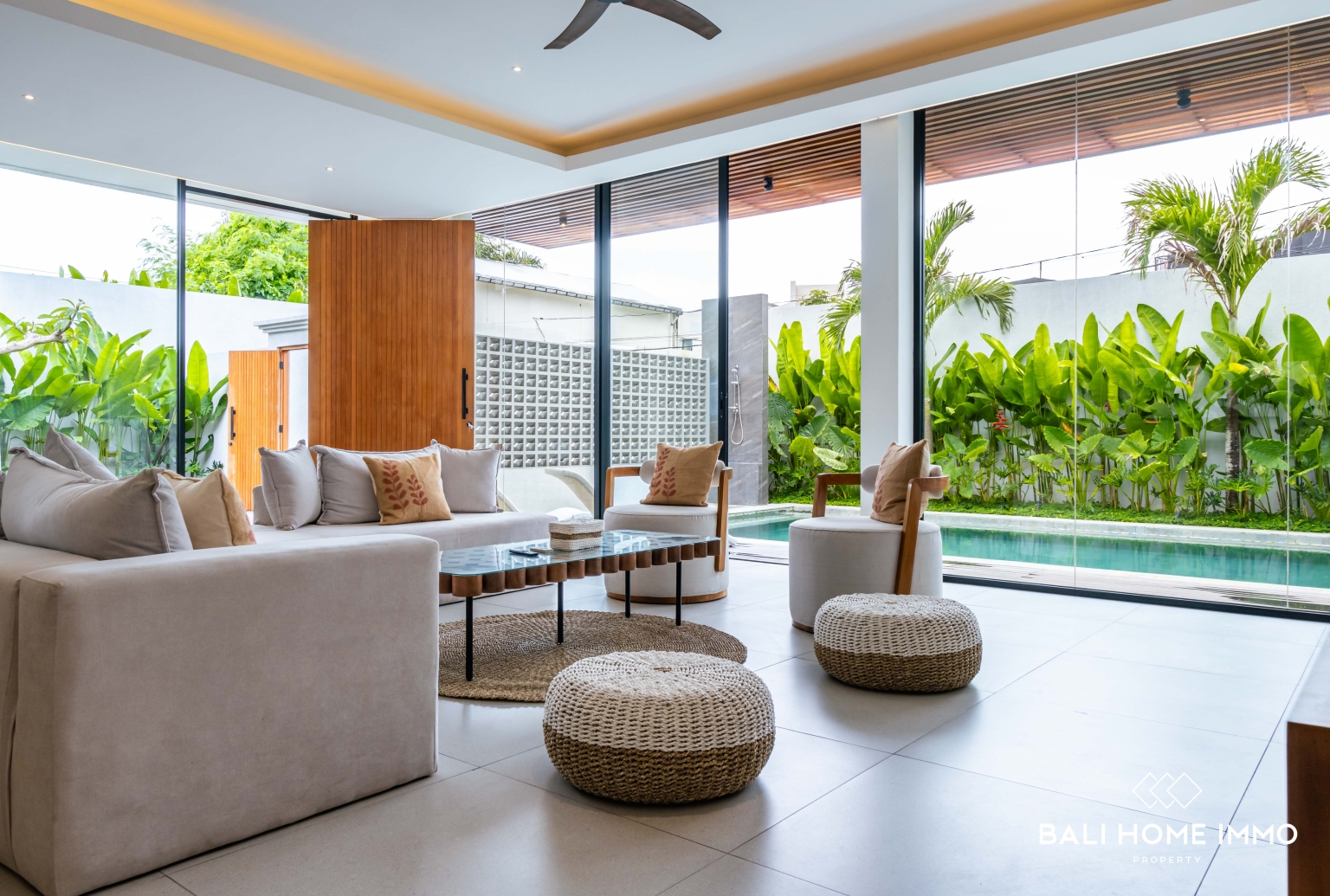 Family style 4 Bedroom Villa for rent in Umalas — image 1