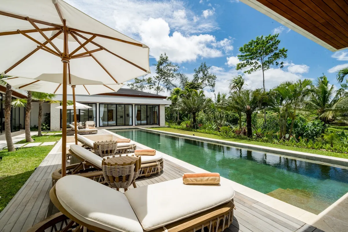 6 BR Padel Tropical Garden Villa Ubud — 6BR Villa Rental in Ubud — image 7