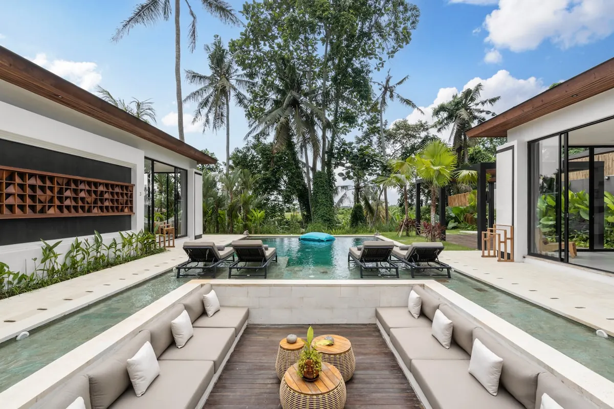 5 BR Contemporary Pool Residence Ubud — 5BR Residence Rental in Ubud — image 4