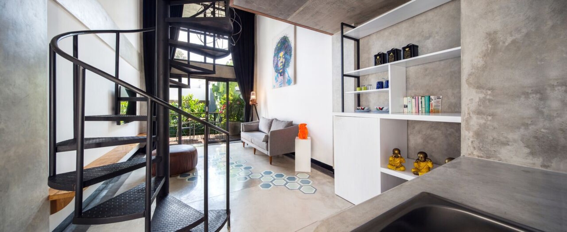 Chic Industrial Loft 1BR in Seminyak | Balcony & Swimming Pool - Seminyak, Bali — image 14