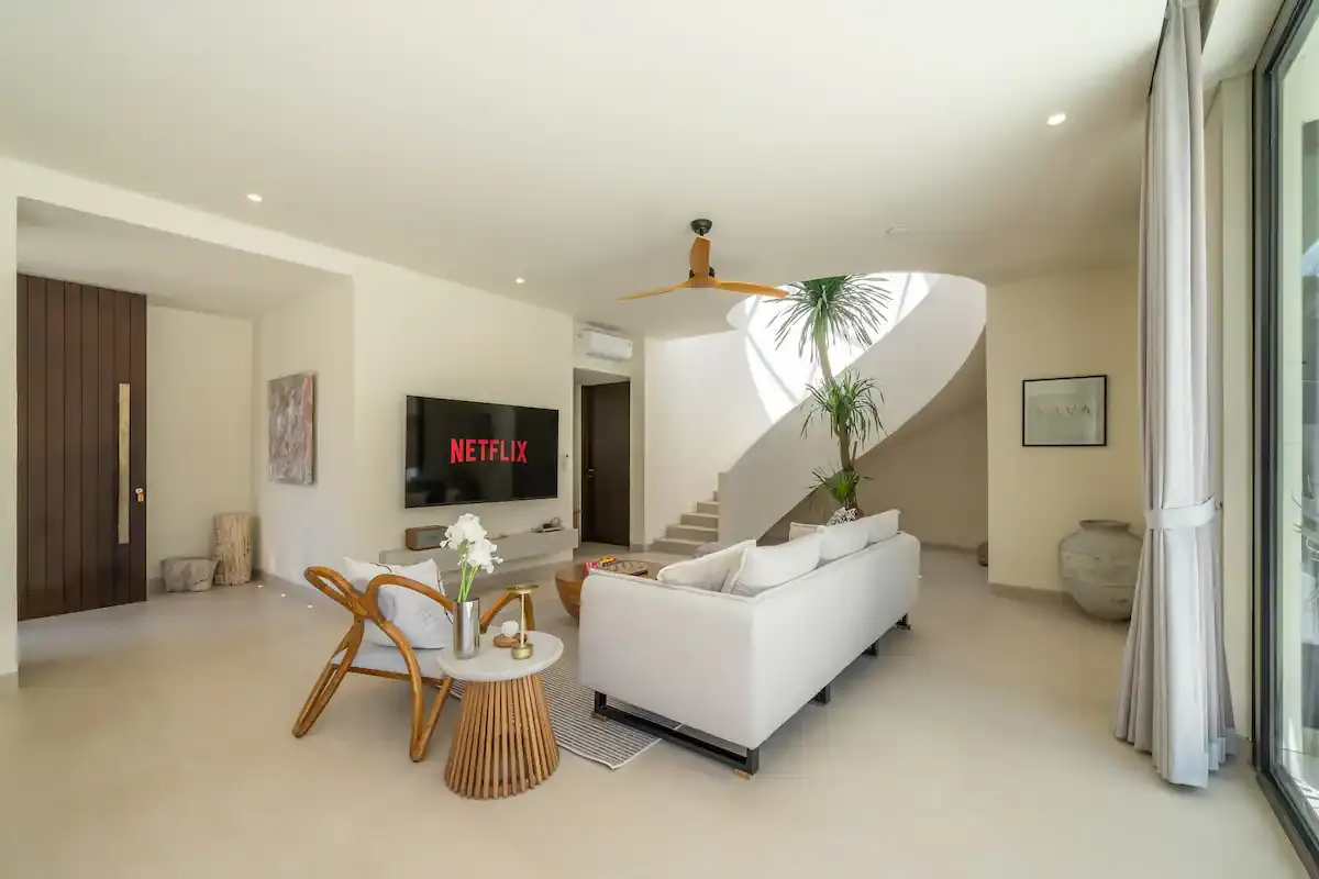 3 BR Contemporary Pool Villa Uluwatu — 3BR Villa Rental in Uluwatu — image 6