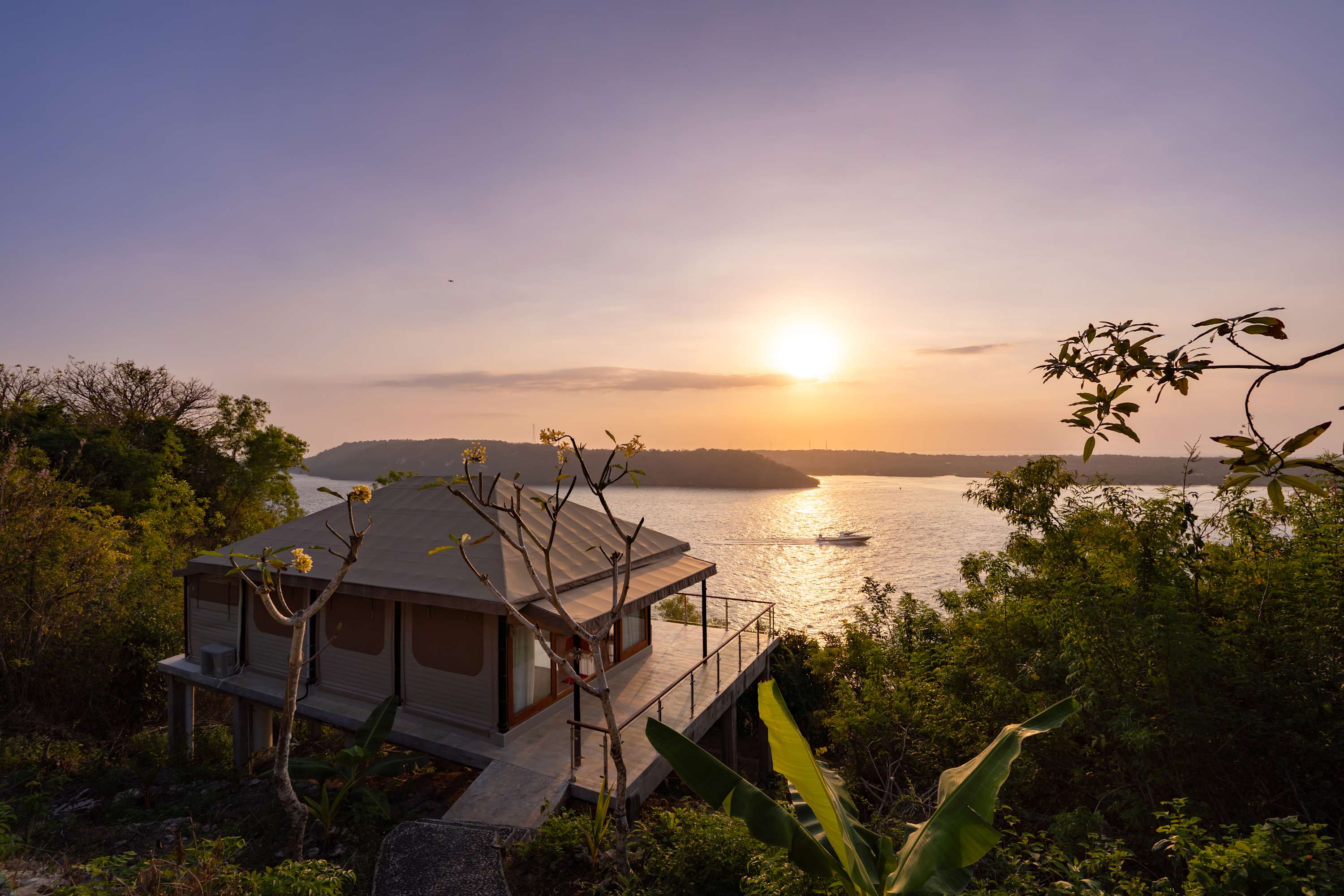 Villa 2BR Agung & Sunset Tent in Nusa Penida — image 12