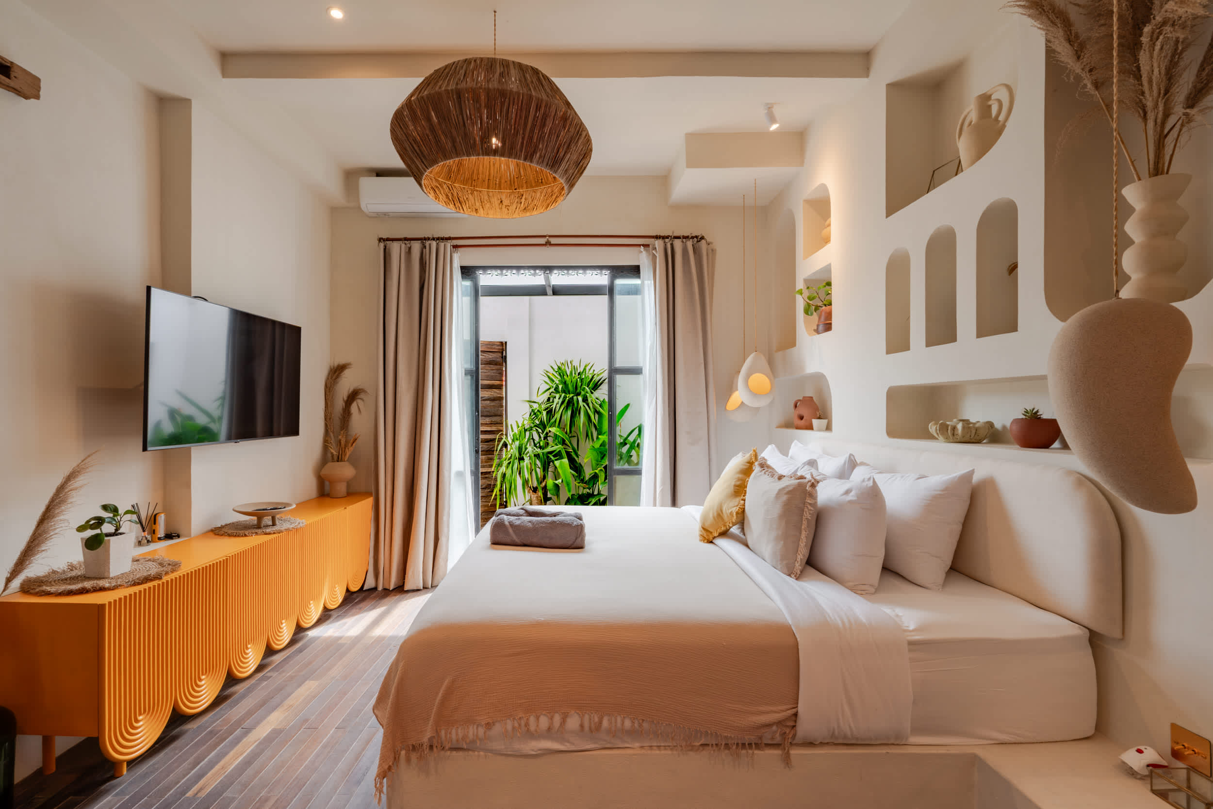 Villa Sol y Sonido in Canggu — image 3