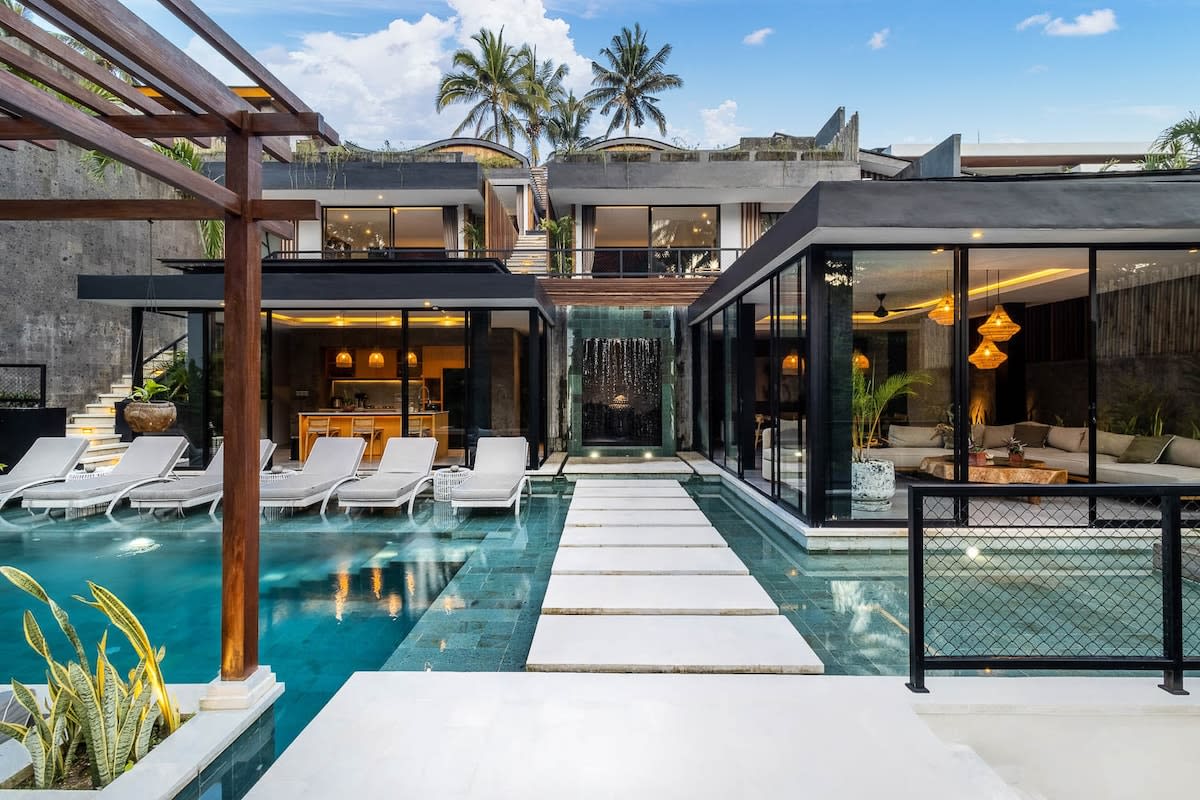 Villa The Waterfall Jungle in Ubud — image 2