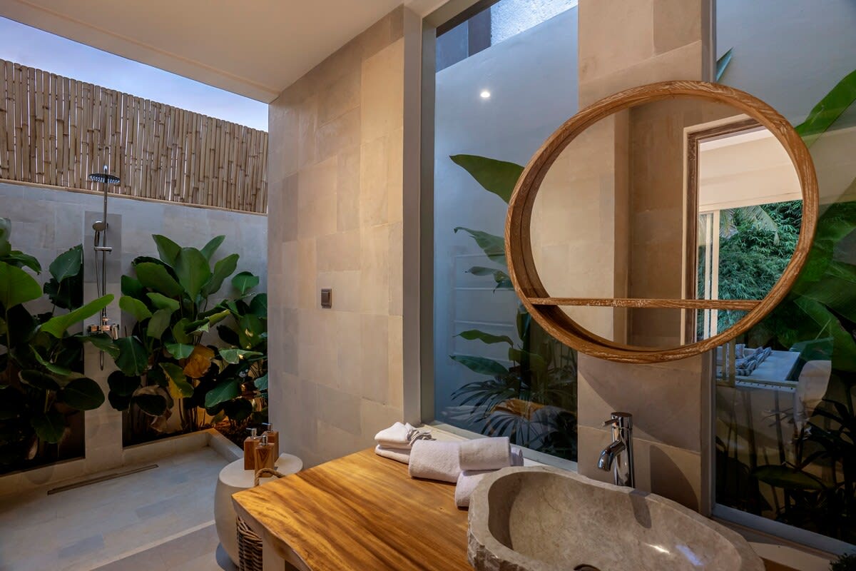 Jungle Villa Dharma · 5BR · Ubud — 5BR Villa Rental in Ubud — image 10