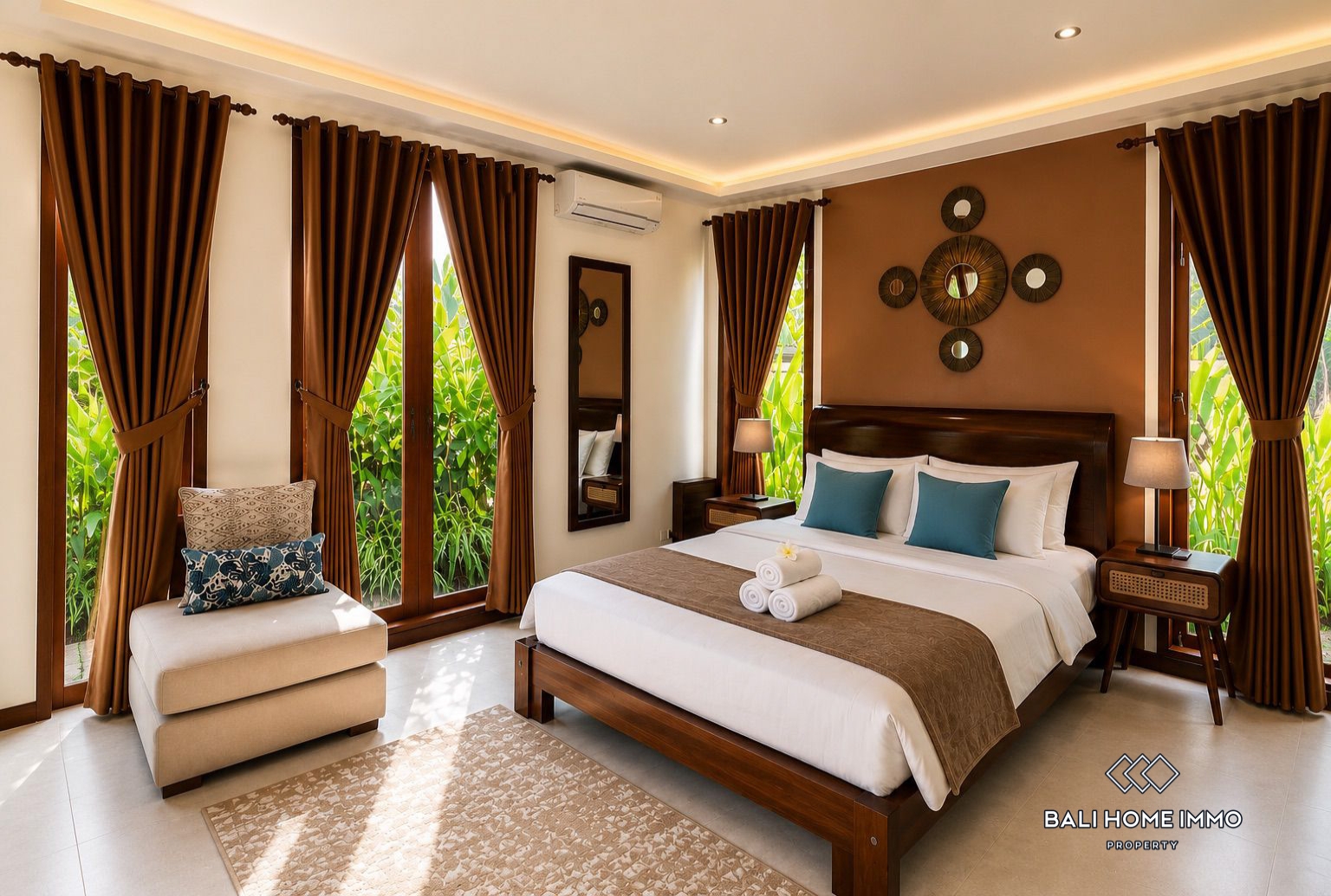 Joglo Style 4 Bedroom Villa for rent in Padonan Canggu Bali — image 8