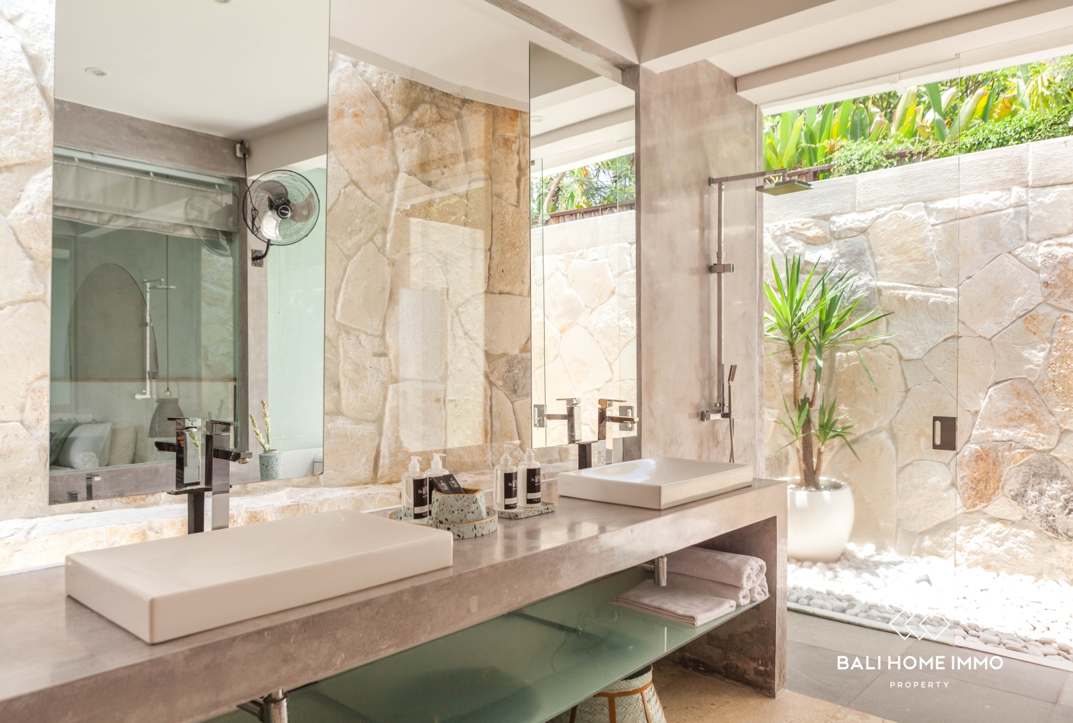 Luxury 6-Bedroom Family Villa with Private Pool or Yearly Rental in Berawa — image 19