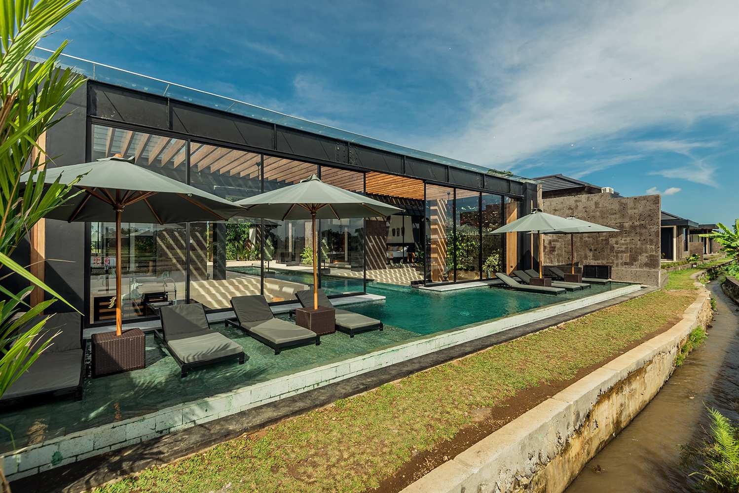 Villa Santi in Ubud — image 16