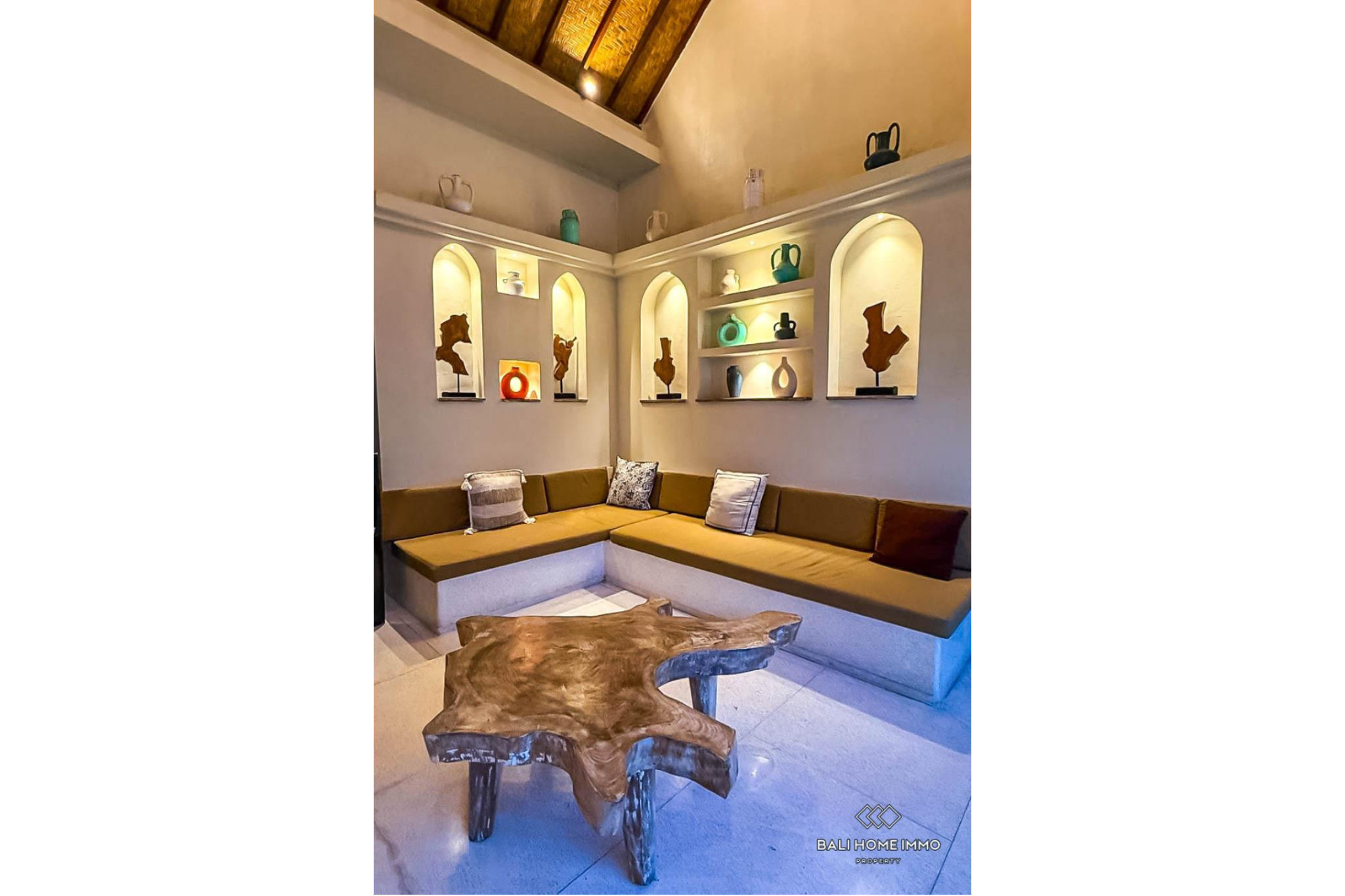 MEDITERRANEAN 3 BEDROOMS VILLA FOR MONTHLY RENTAL IN BALI - BALANGAN — image 3