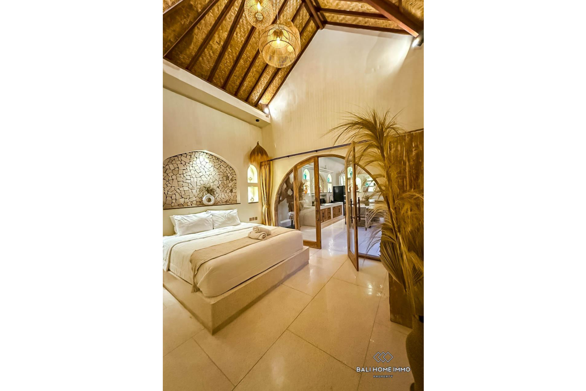 MEDITERRANEAN 3 BEDROOMS VILLA FOR MONTHLY RENTAL IN BALI - BALANGAN — image 7